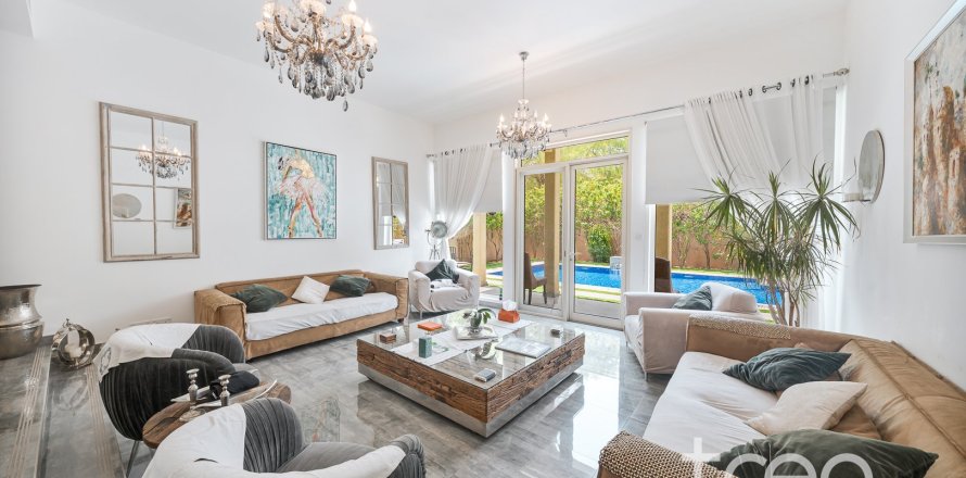 Villa in Saheel, Arabian Ranches, Dubai 3 bedrooms, 298.78 sq.m. № 138000