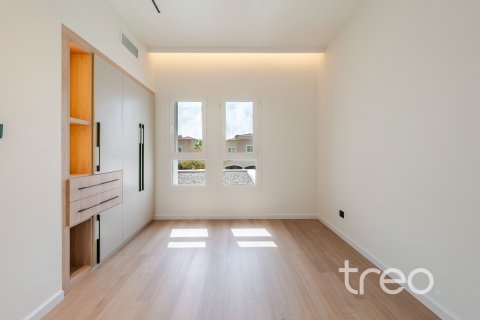 Купить виллу в Арабиан Ранчес, Дубай: 4 спальни, 226.4м², № 138005 - фото 22