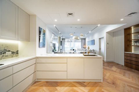 Снять в аренду квартиру в Пальме Джумейре, Дубай: 2 спальни, 203м², № 74122 - фото 4