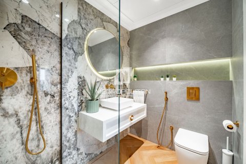 Снять в аренду квартиру в Пальме Джумейре, Дубай: 2 спальни, 203м², № 74122 - фото 15