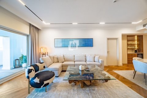 Снять в аренду квартиру в Пальме Джумейре, Дубай: 2 спальни, 203м², № 74122 - фото 1