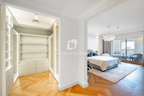 Снять в аренду квартиру в Пальме Джумейре, Дубай: 2 спальни, 203м², № 74122 - фото 8