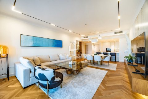 Снять в аренду квартиру в Пальме Джумейре, Дубай: 2 спальни, 203м², № 74122 - фото 2