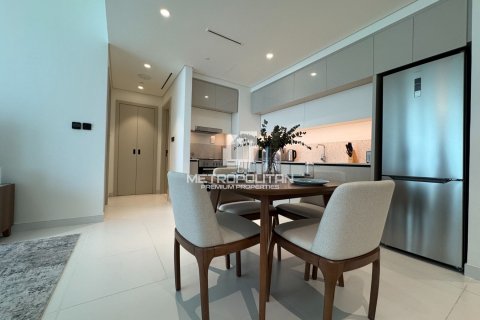 Apartment in EMAAR Beachfront, Dubai Harbour, Dubai 2 bedrooms, 109 sq.m. № 74120 - photo 3