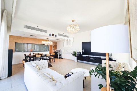 Apartment in Downtown Views II, Downtown Dubai (Downtown Burj Dubai), Dubai 3 bedrooms, 170 sq.m. № 74118 - photo 5