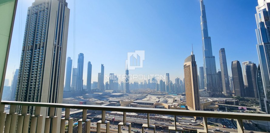 Apartment in Downtown Views II, Downtown Dubai (Downtown Burj Dubai), Dubai 3 bedrooms, 170 sq.m. № 74118