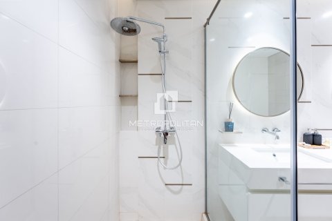 Apartment in EMAAR Beachfront, Dubai Harbour, Dubai 2 bedrooms, 109 sq.m. № 74111 - photo 15