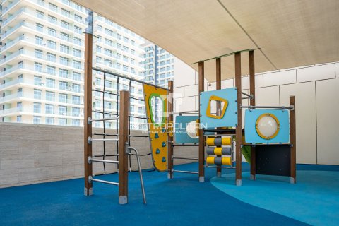 Apartment in EMAAR Beachfront, Dubai Harbour, Dubai 2 bedrooms, 109 sq.m. № 74111 - photo 26