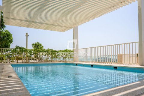 Apartment in EMAAR Beachfront, Dubai Harbour, Dubai 2 bedrooms, 109 sq.m. № 74111 - photo 27