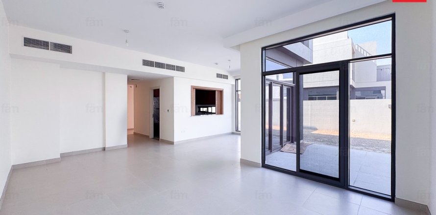 Villa à Dubai, 4 chambres, 328 m², № 67560