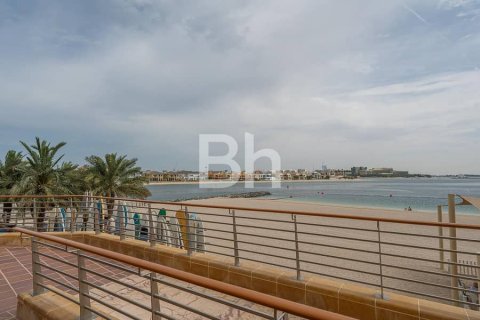 Снять в аренду квартиру в Пальме Джумейре, Дубай: 2 спальни, 159м², № 21665 - фото 12