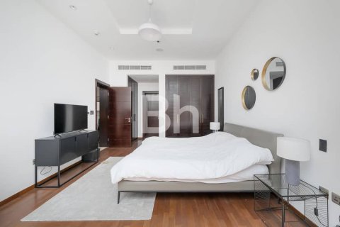Снять в аренду квартиру в Пальме Джумейре, Дубай: 2 спальни, 159м², № 21665 - фото 7