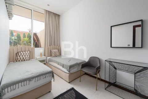 Снять в аренду квартиру в Пальме Джумейре, Дубай: 2 спальни, 159м², № 21665 - фото 9