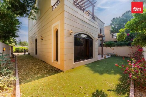 Townhouse in Dubai 4 bedrooms, 387.1 sq.m. № 90284 - photo 7