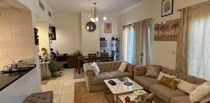 Appartement à Dubai, 2 chambres, 121.2 m², № 59053