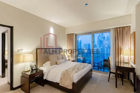 Apartment in Dubai Marina, Dubai 3 bedrooms, 173 sq.m. № 92843 - photo 23