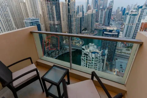 Apartment in Dubai Marina, Dubai 3 bedrooms, 173 sq.m. № 92843 - photo 18