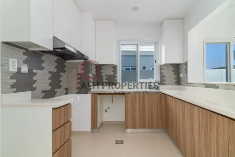 Adosado en Villanova, Dubai Land, Dubai, 4 dormitorios, 209 m², № 92842 - foto 5