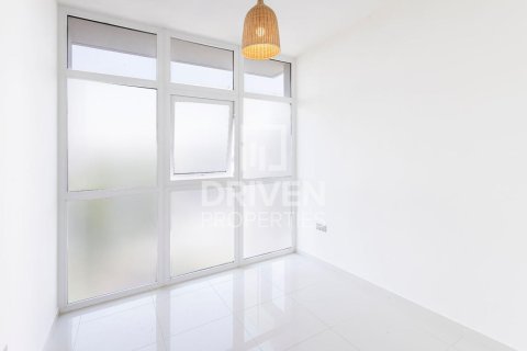Townhouse in Dubai 3 bedrooms, 112.23 sq.m. № 136117 - photo 8