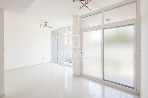 Townhouse in Dubai 3 bedrooms, 112.23 sq.m. № 136117 - photo 7