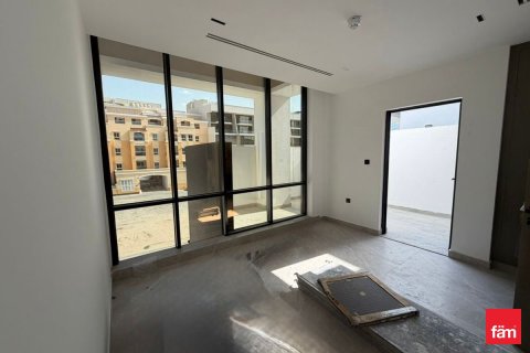 Villa en Dubai, 4 dormitorios, 160 m², № 90550 - foto 8