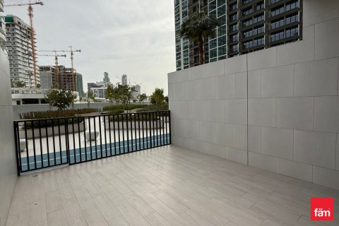 Снять в аренду квартиру в Дубае: 1 спальня, 92.7м², № 90553 - фото 7