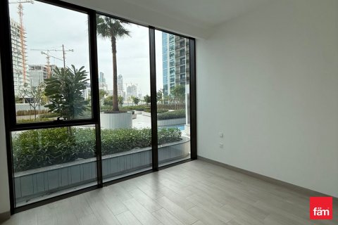 Снять в аренду квартиру в Дубае: 1 спальня, 92.7м², № 90553 - фото 4