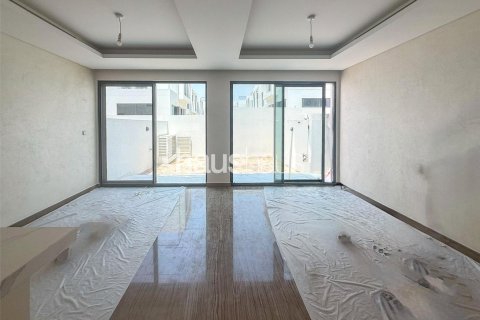 Купить таунхаус в DAMAC Hills (Akoya by DAMAC), Дубай: 3 спальни, 184м², № 43826 - фото 3