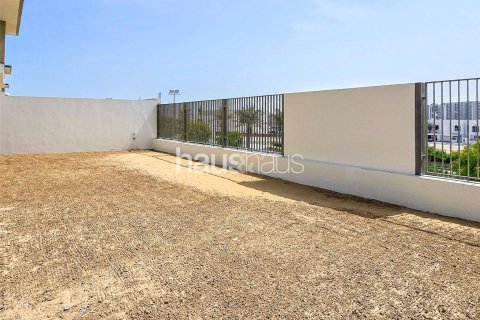 Villa in Al Furjan, Dubai 4 bedrooms, 449 sq.m. № 43828 - photo 13