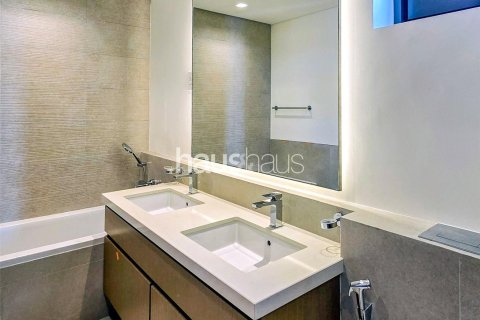 Villa in Al Furjan, Dubai 4 bedrooms, 449 sq.m. № 43828 - photo 9