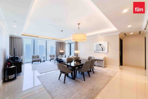 Appartement à Downtown Dubai (Downtown Burj Dubai), Dubai, 3 chambres, 202.6 m², № 18580 - photo 1