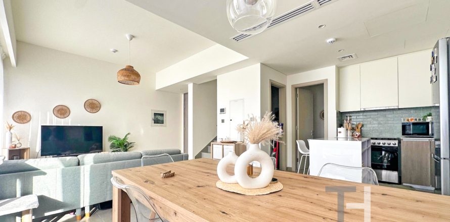 Таунхаус в The Valley, Дубай, 3 спальни, 180м², № 16816