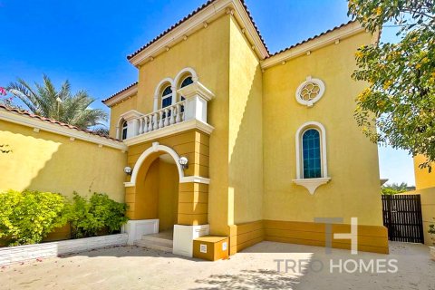 Villa in Legacy, Jumeirah Park, Dubai 3 bedrooms, 328 sq.m. № 16830 - photo 17