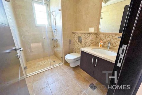 Villa in Legacy, Jumeirah Park, Dubai 3 bedrooms, 328 sq.m. № 16830 - photo 12