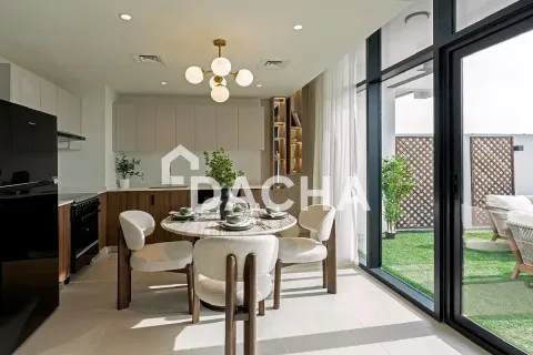 Townhouse in Dubai Land, Dubai 3 bedrooms, 170 sq.m. № 135277 - photo 5
