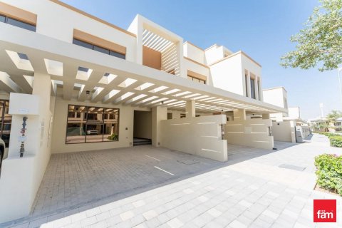 Townhouse in Dubai 3 bedrooms, 144 sq.m. № 135256 - photo 8