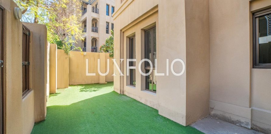 Apartamento en Old Town, Dubai, 2 dormitorios, 232 m², № 45821