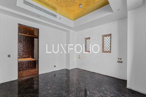 Apartment in Downtown Dubai (Downtown Burj Dubai), Dubai 2 bedrooms, 190 sq.m. № 45829 - photo 4