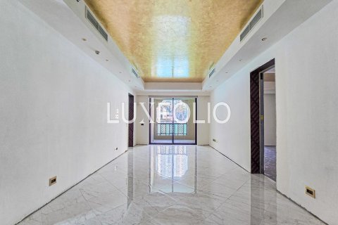 Apartment in Downtown Dubai (Downtown Burj Dubai), Dubai 2 bedrooms, 190 sq.m. № 45829 - photo 2