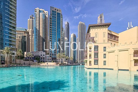 Apartment in Downtown Dubai (Downtown Burj Dubai), Dubai 2 bedrooms, 190 sq.m. № 45829 - photo 12
