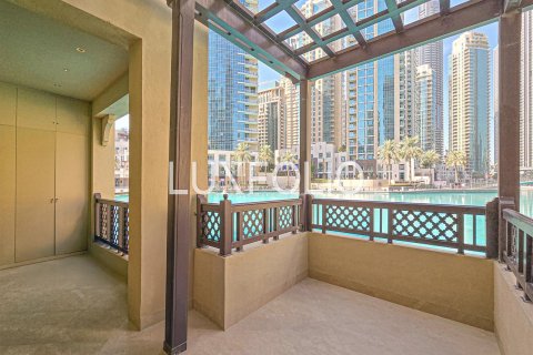 Apartment in Downtown Dubai (Downtown Burj Dubai), Dubai 2 bedrooms, 190 sq.m. № 45829 - photo 14