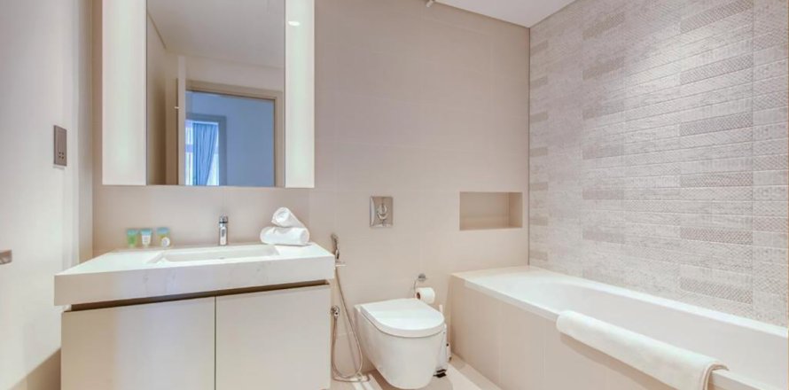 Apartment in SUNRISE BAY in EMAAR Beachfront, Dubai Harbour, Dubai 3 bedrooms, 143 sq.m. № 29746