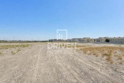 Land in Mirdif Villas, Mirdif, Dubai 1262.09 sq.m. № 138646 - photo 9
