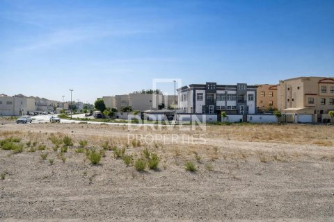 Land in Mirdif Villas, Mirdif, Dubai 1262.09 sq.m. № 138646 - photo 7