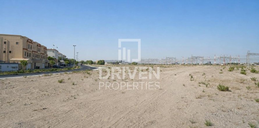 Land in Mirdif Villas, Mirdif, Dubai 1262.09 sq.m. № 138646
