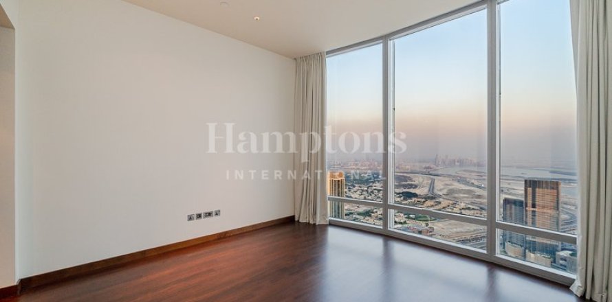 Квартира в Бурдж-Халифе, Дубай, 2 спальни, 189.151м², № 12761