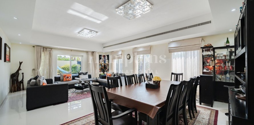 Villa en Arabian Ranches 2, Dubai, 5 dormitorios, 421.222 m², № 12762