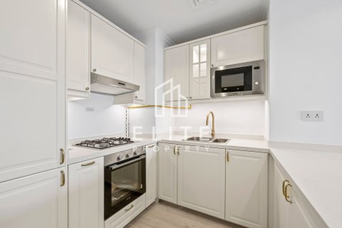 Apartment in Dubai studio, 110 sq.m. № 85531 - photo 6