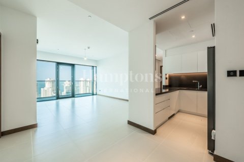 Apartment in The Address Dubai Marina, Dubai Marina, Dubai 3 bedrooms, 154.02016758 sq.m. № 114665 - photo 1