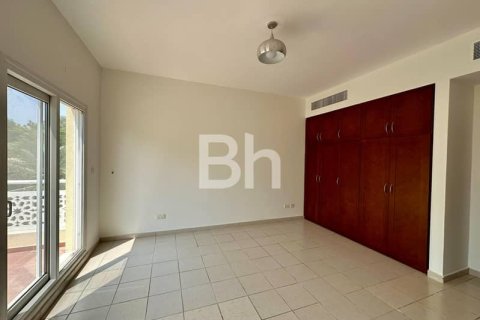 Villa in Dubai 4 bedrooms, 548 sq.m. № 22236 - photo 29